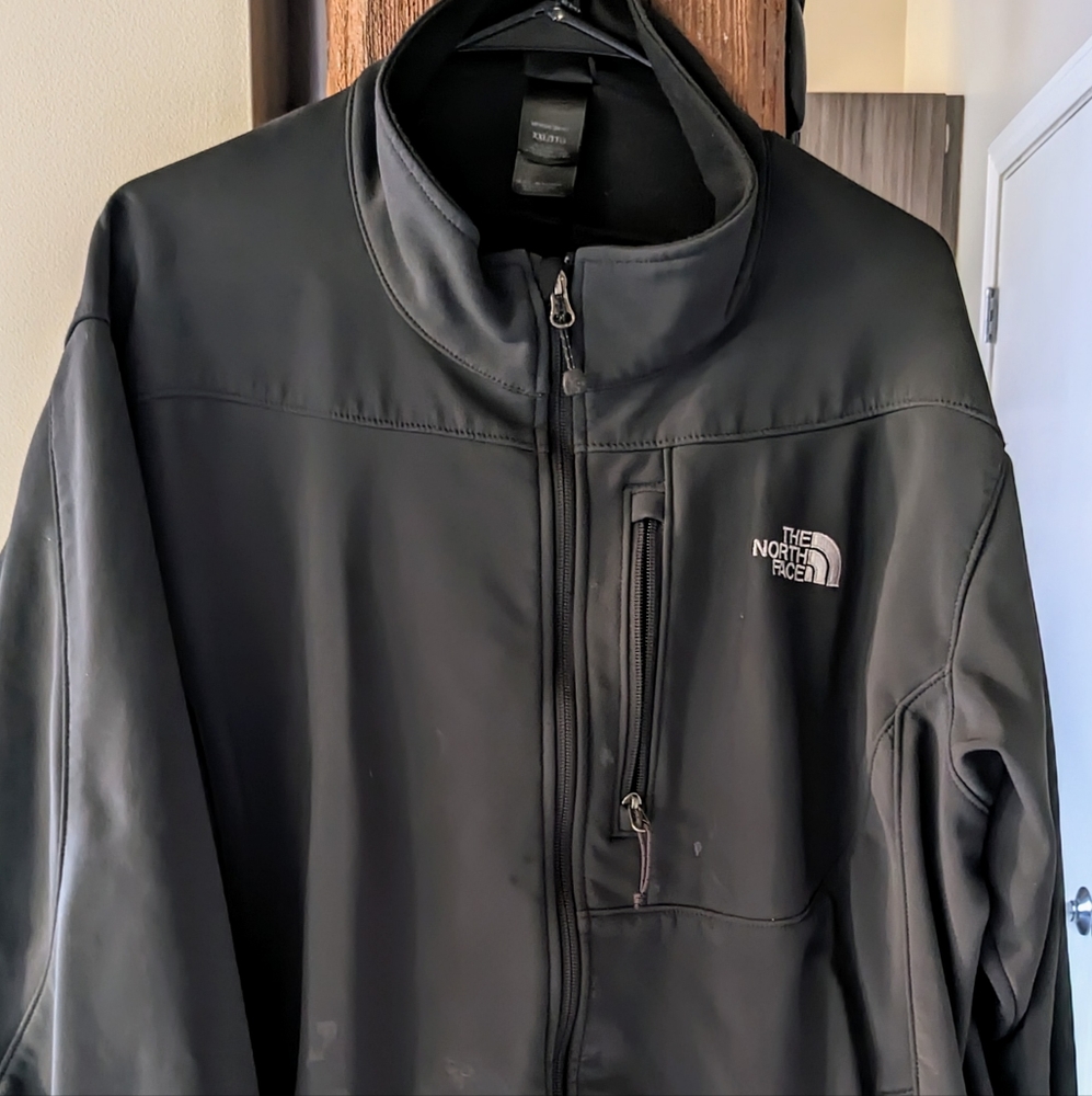 North Face Men’s Apex Bionic Jacket size XXL Black